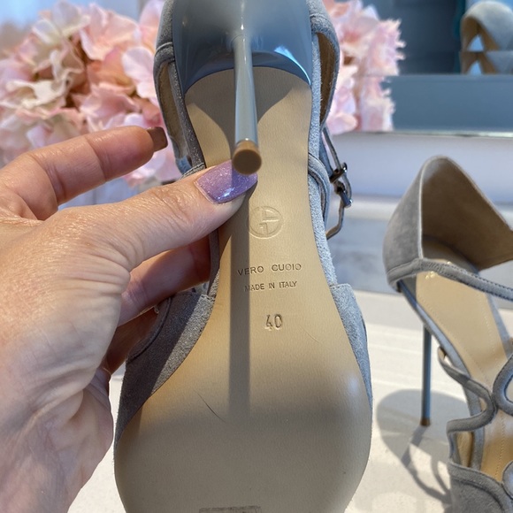 Giorgio Armani heels - Picture 4 of 7